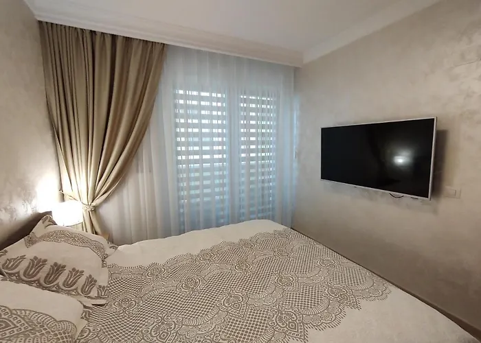 Decebal Premium Confort * Craiova